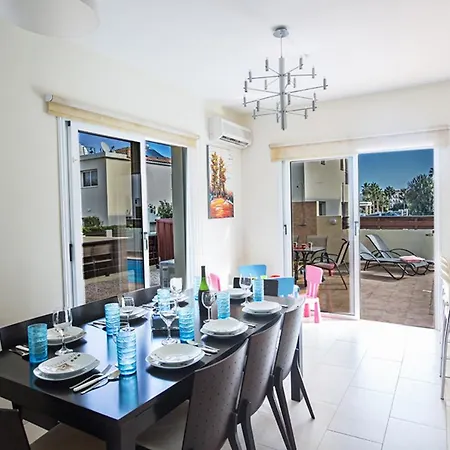 Villa You Will Love This Luxury 3 Bedroom Holiday In With Private Pool 1251 *